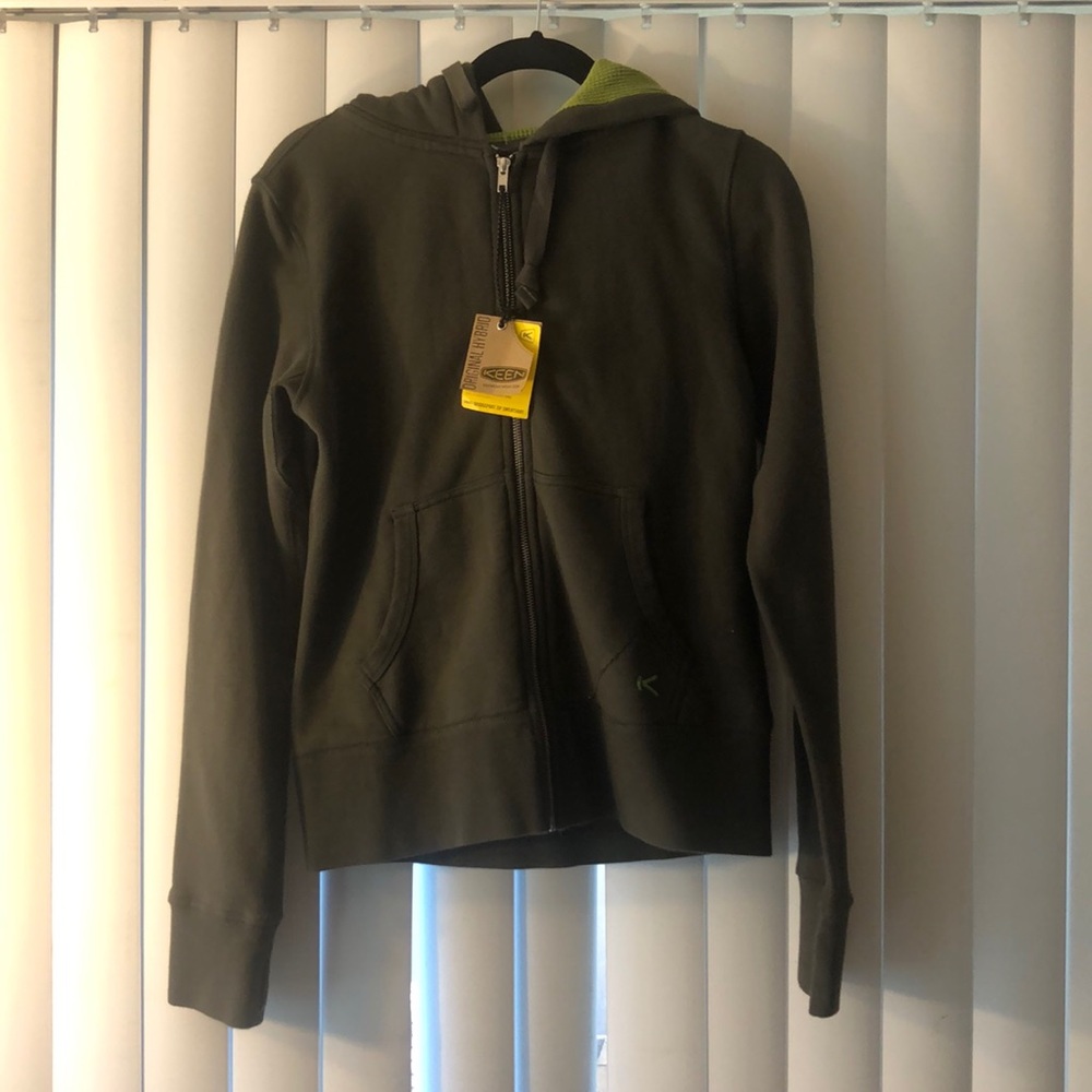 Medium green Men’s sweater